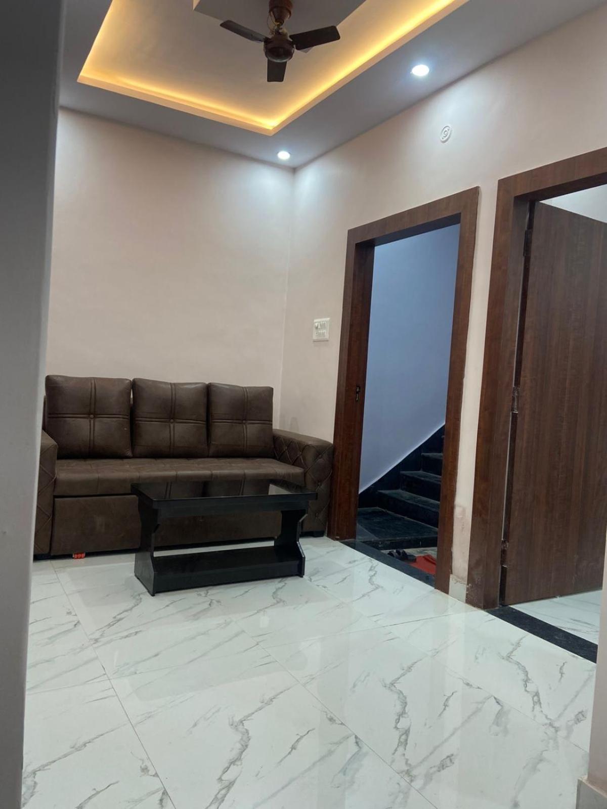 Nirmal Niwas Hotel Varanasi Exterior photo